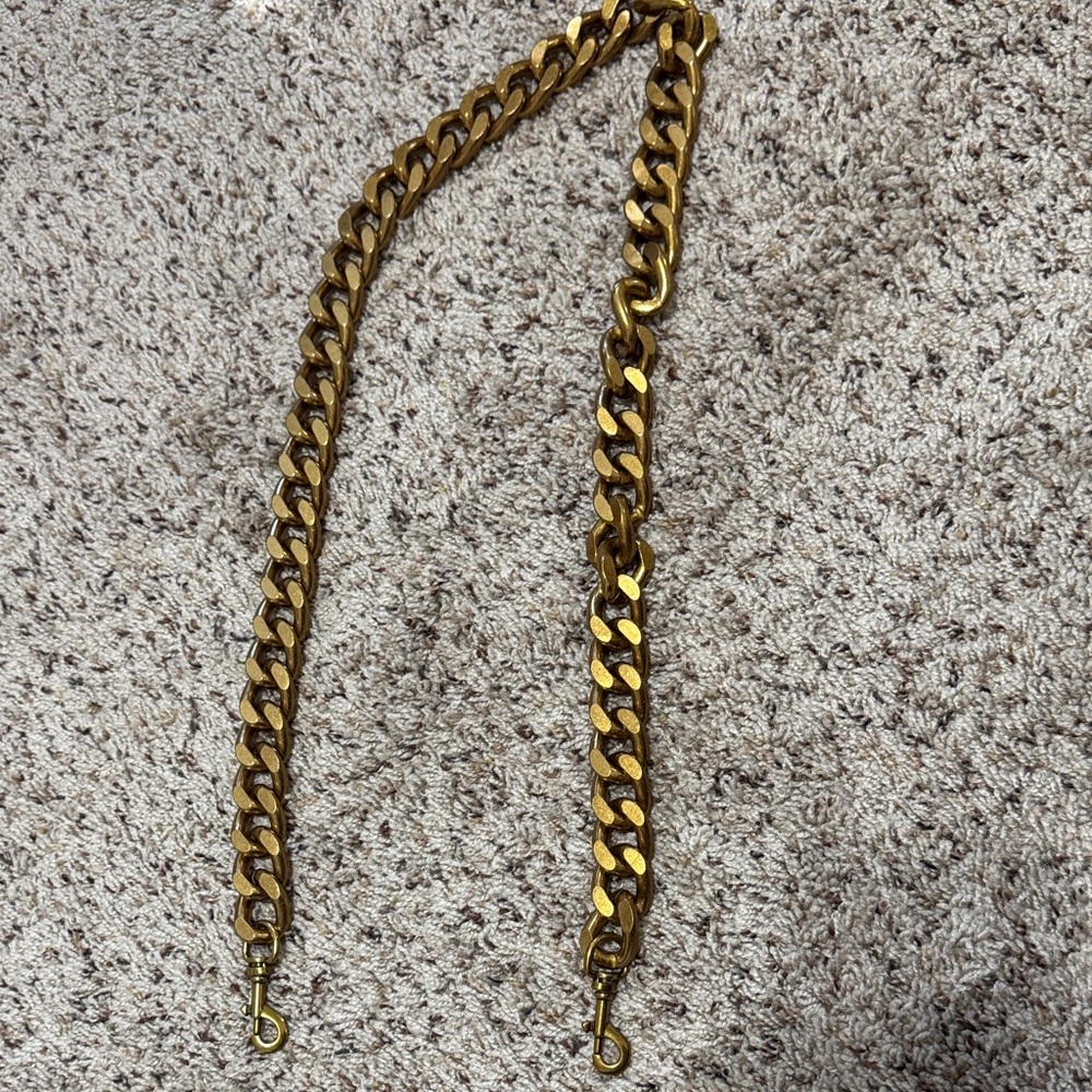 Gold Chain Link Accessory
